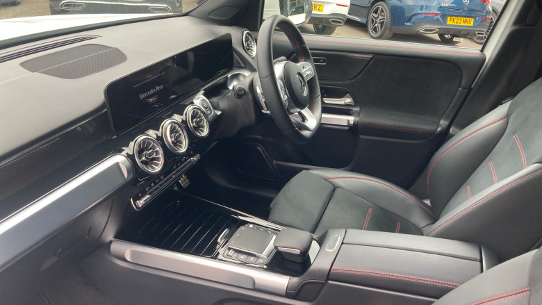 Mercedes-Benz GLB 200 AMG Line Executive 5dr 7G-Tronic Petrol Estate